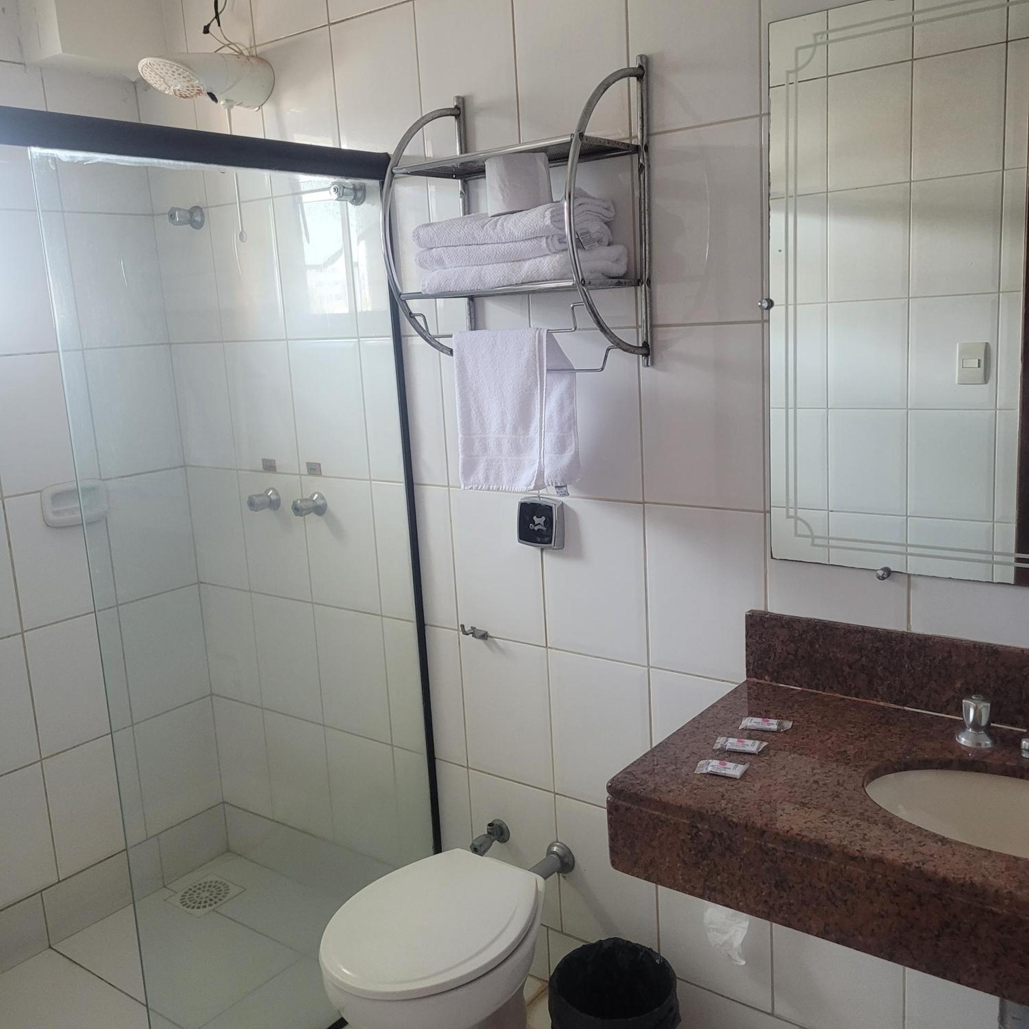 Gran Roza Hotel Patos de Minas Zewnętrze zdjęcie